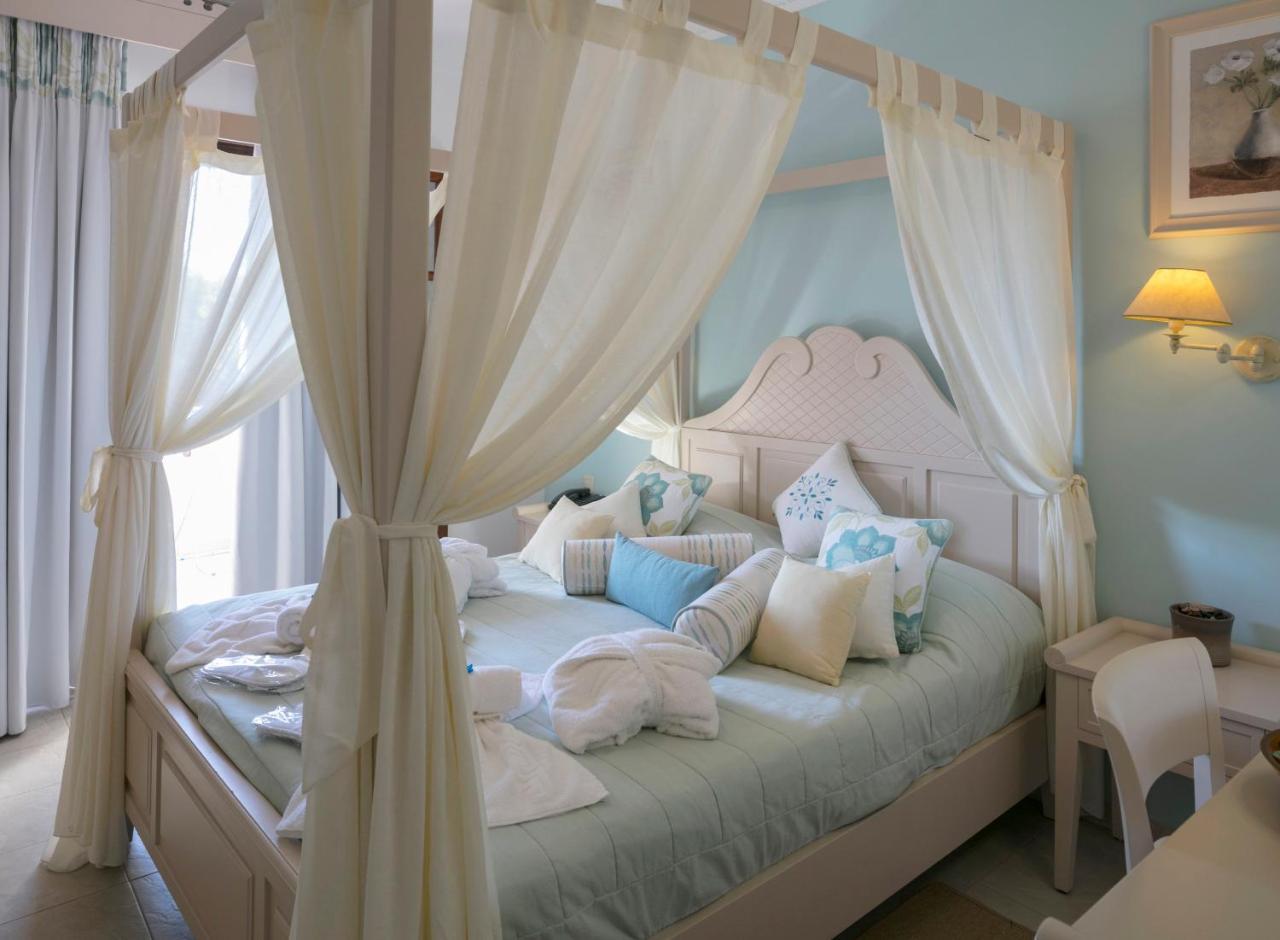 Magic Hotel Ая-Параскеві Екстер'єр фото
